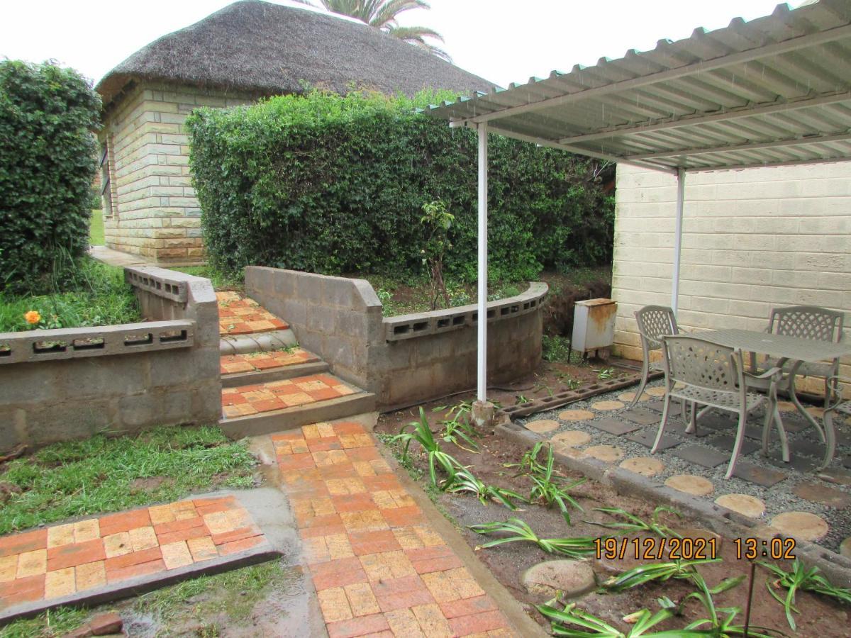 Aloes Lodge Leribe Ngoại thất bức ảnh